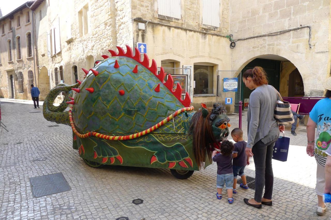 Maison Le Neuf Tarascon Zewnętrze zdjęcie